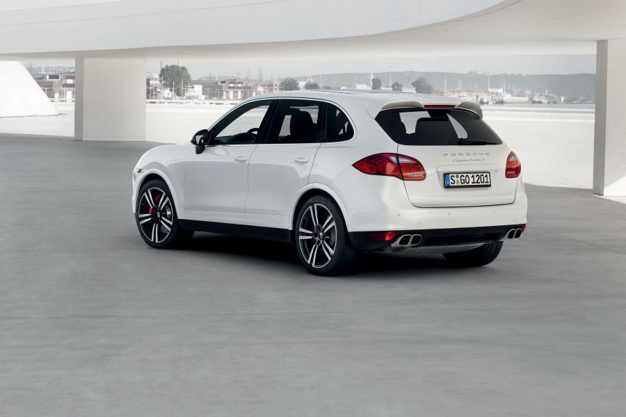  Porsche Cayenne Turbo S 2012 года  (фото 4 из 28)